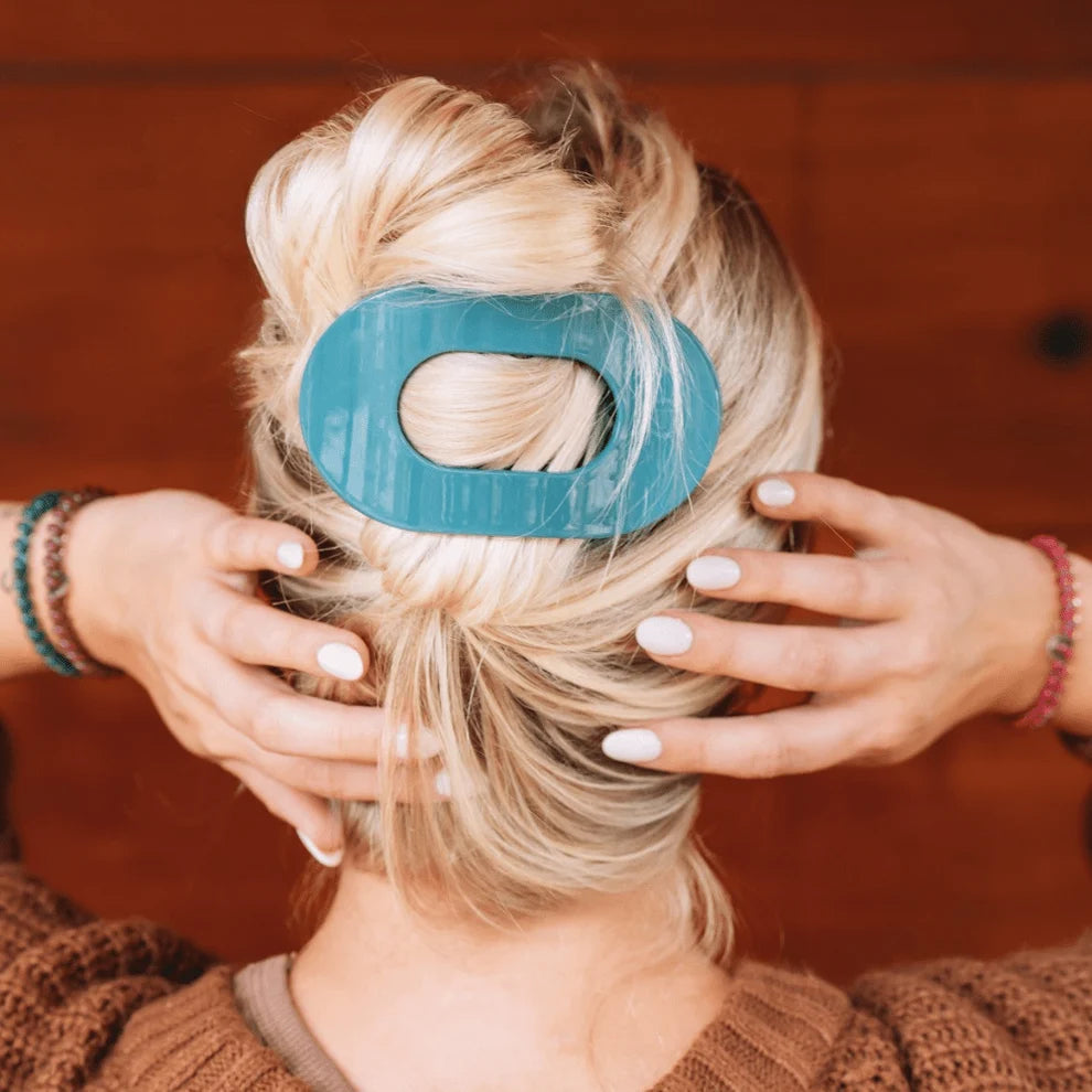 ‘Teal With It’ Flat Round Hair Clip | Large