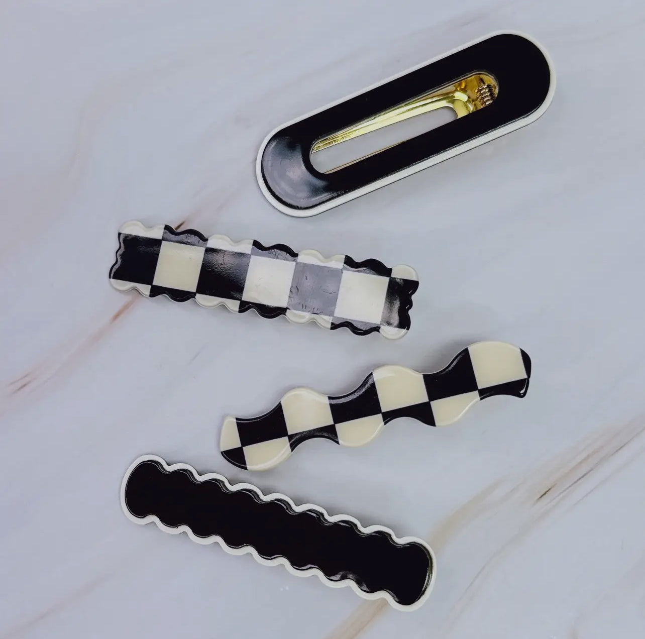 Checkered Wavy Creaseless Hair Clip Set of 4