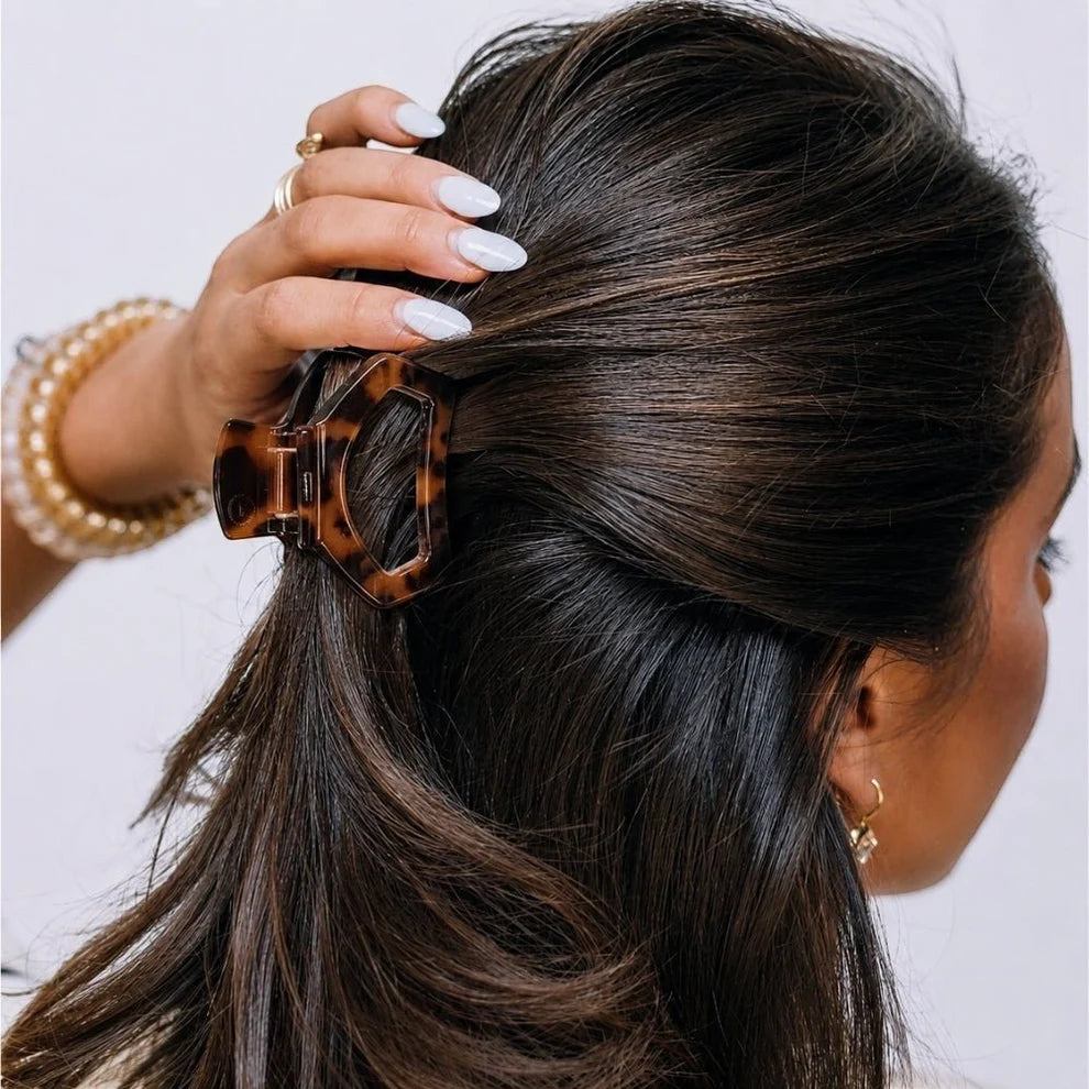 Open Tortoise Hair Clip | Petite